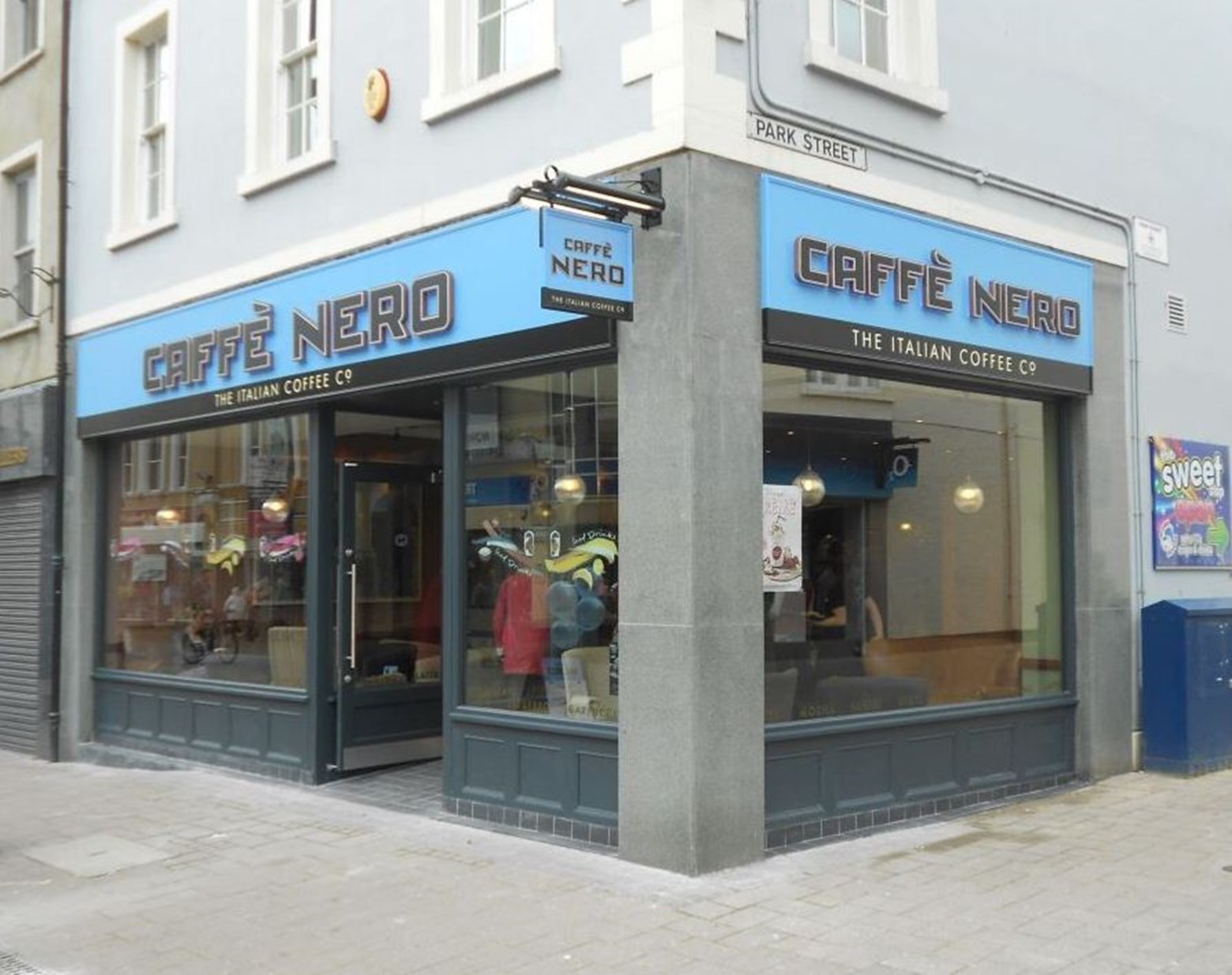 caffe nero Dilley swaps carluccio’s for nero 16 may 2018 alison dilley, former marketing director at carluccio’s, has joined caffe nero as its new head of international marketing. caffe nero Dilley swaps carluccio’s for nero 16 may 2018 alison dilley, former marketing director at carluccio’s, has joined caffe nero as its new head of international marketing.